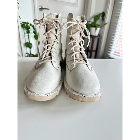 Sorel NWOT Women's OTM Caribou Snow Boots Sz. 9.5 - Picture 4 of 10